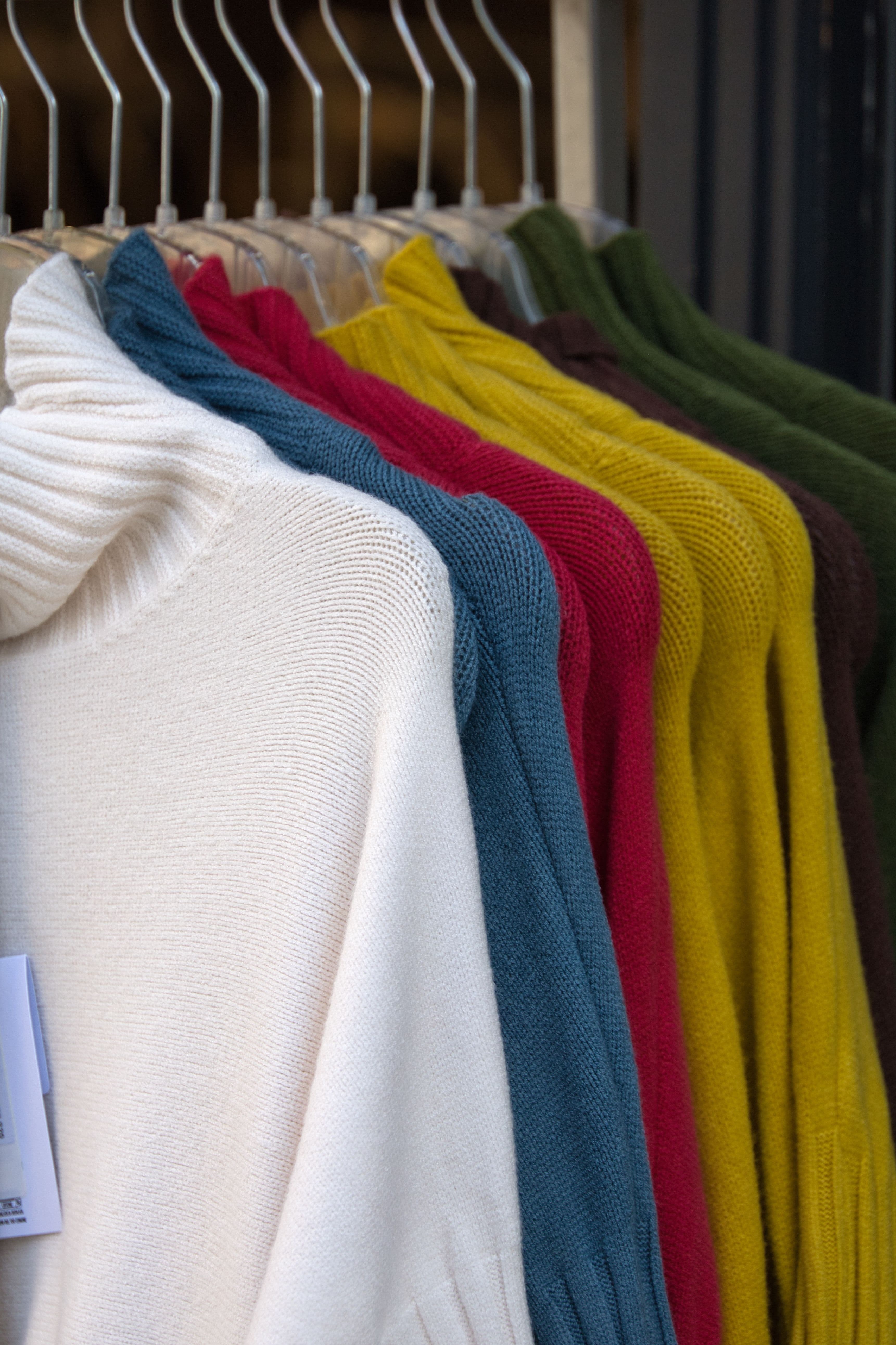 Winter Color Bar